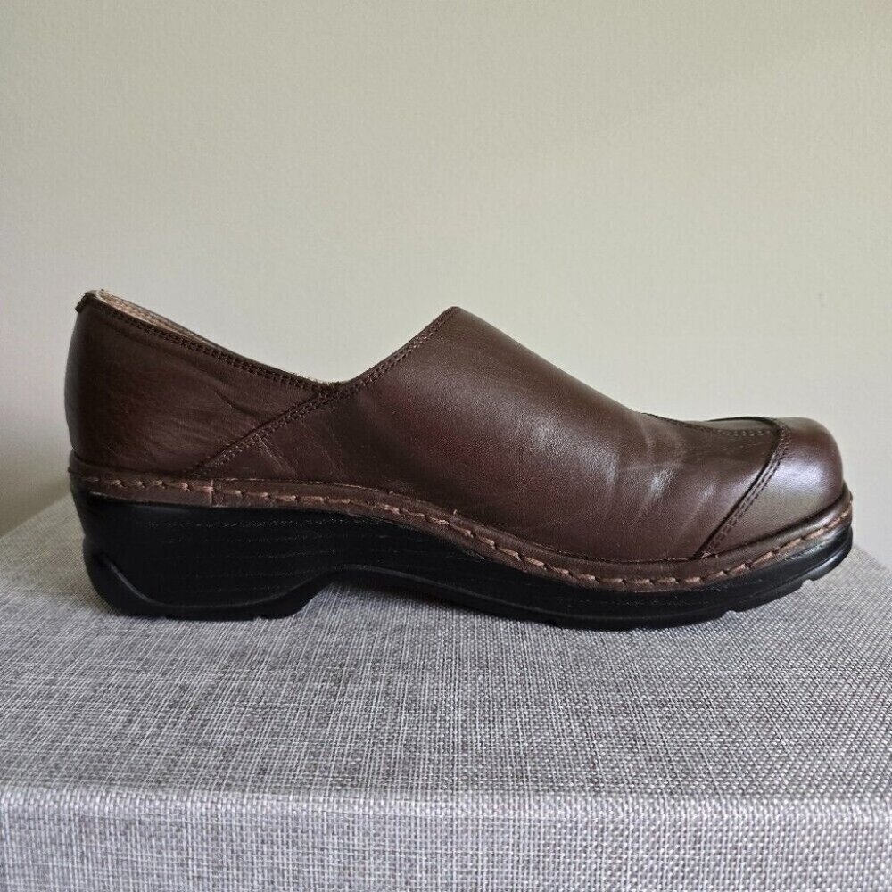 Klogs Clogs Women's Brown Uniform Work Shoes 11 Buckle Slip Resistant Nurse - Picture 6 of 11